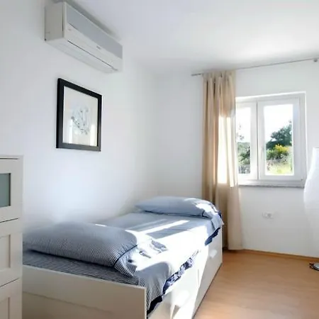 Karla Appartement *